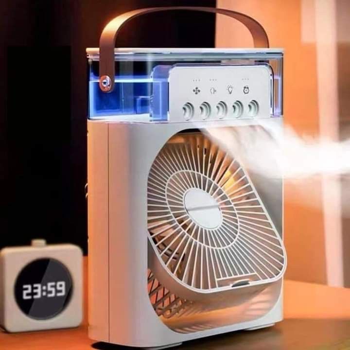 Cooling Fan With Ice